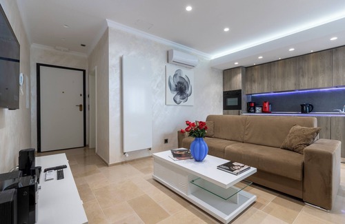 Hollerich Apartamento | The Queen Luxury Apartments - Villa Medici