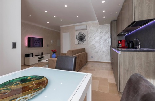 Hollerich Apartamento | The Queen Luxury Apartments - Villa Medici