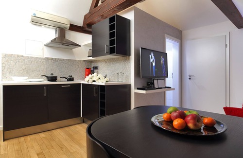 Hollerich Apartamento | The Queen Luxury Apartments - Villa Medici