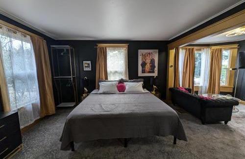 Sturgeon Bay Apartamento | The Queen