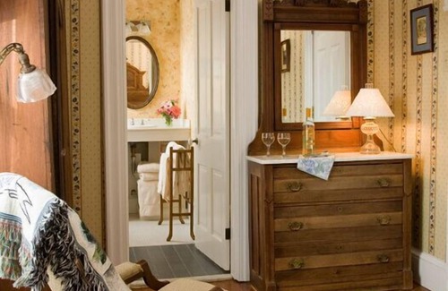 Cape May Cama Y Desayuno | The Queen Victoria B&B