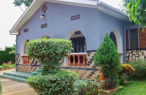 Kigali Casa | The Queen’s courtyard