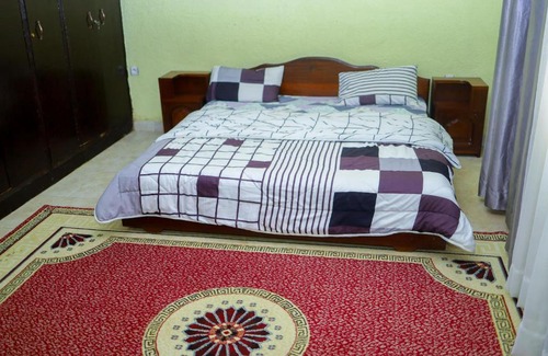 Kigali Casa | The Queen’s courtyard