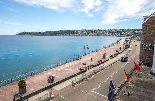 Chysauster Hotel | The Queens Hotel