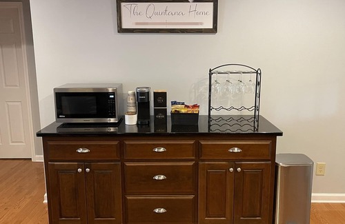Dalton Casa | The Quintana Home - EV Charger, Pets, Long-Term