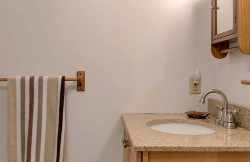 Birchview by the Saco Cabina | The Quintessential Cabin Up North | Prime Location
