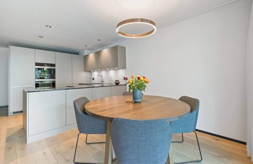 Dietikon District Apartamento | The R Apartment Zugerberg - EV Wallbox - Terrasse