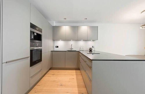Dietikon District Apartamento | The R Apartment Zugerberg - EV Wallbox - Terrasse