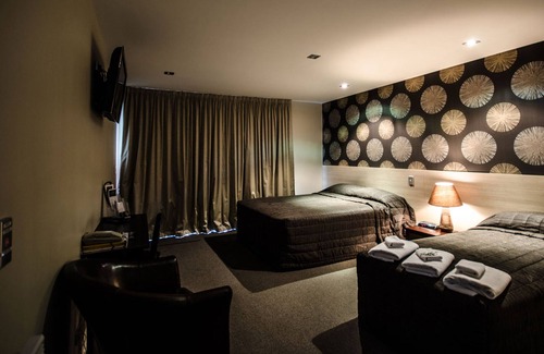 Christchurch Hotel | The Racecourse Hotel & Motorlodge