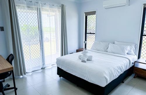 Mackay Casa | The Ranch 4brm,3bth,AC,Pool
