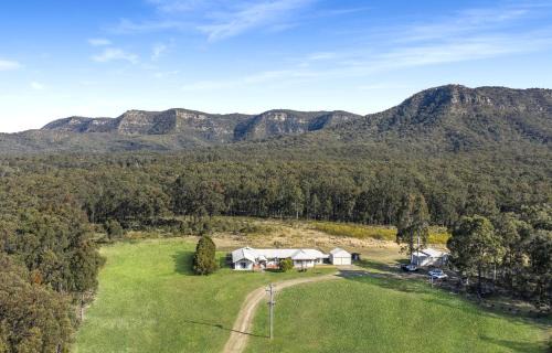 Pokolbin Casa | The Ranch Hunter Valley - central to all the Hunter Valley has to offer