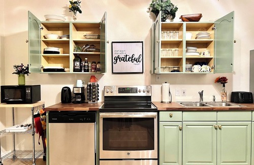 Mar Lee Apartamento | The Re-Imagined Family Cottage