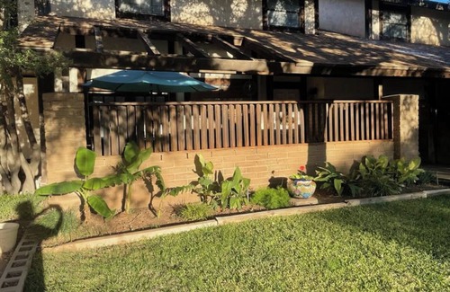 San Angelo Casa | THE RED ARROYO TOWNHOUSE - Just minutes away to any area in San Angelo! !