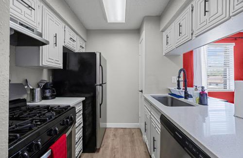 Brentwood Apartamento | The Red Room