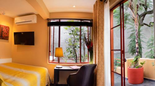 Hipódromo Cama Y Desayuno | The Red Tree House