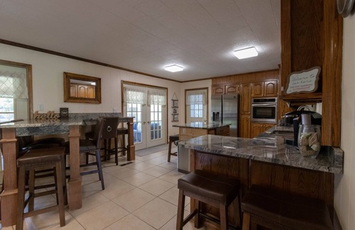 Fackler Casa | The Reel Therapy Lakehouse