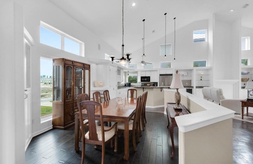 Navarre Beach Casa | The Reel Thing