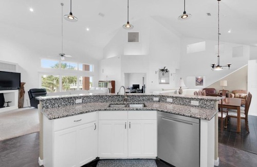 Navarre Beach Casa | The Reel Thing
