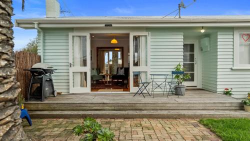 Mount Maunganui Casa | The Remodelling Room - Mount Maunganui Cottage