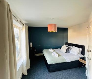 Liverpool Casa | The Residency 4 bed home in Liverpool free parking