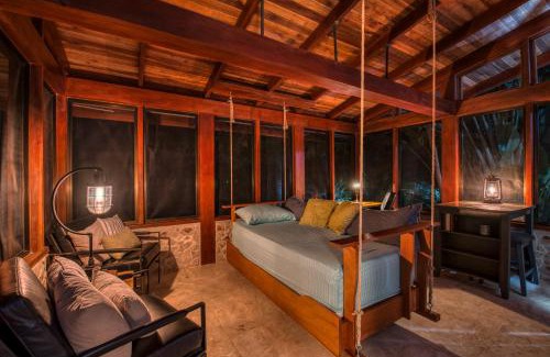 Sámara Villa | The Retreat at Blue Mountain Farms