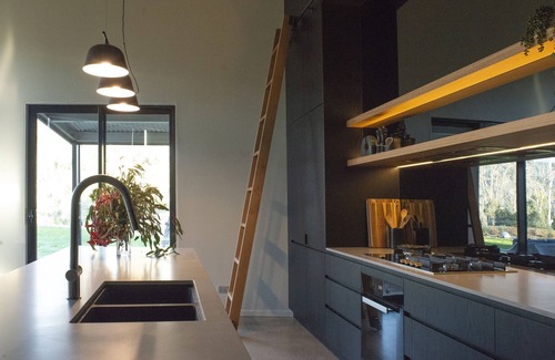 Buxton Casa | The Retreat B&B, offgrid luxury