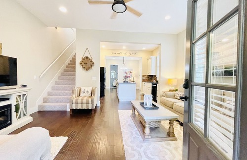 Eufaula Casa | The Retreat @ Carlton Landing, an Elegant Farmhouse located in a 5 star resort!!