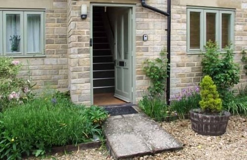 Bibury Apartamento | El Retiro, BIBURY