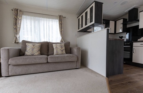 Mudeford Cabaña | The Retreat, Sandhills Holiday Park by the beach in Mudeford