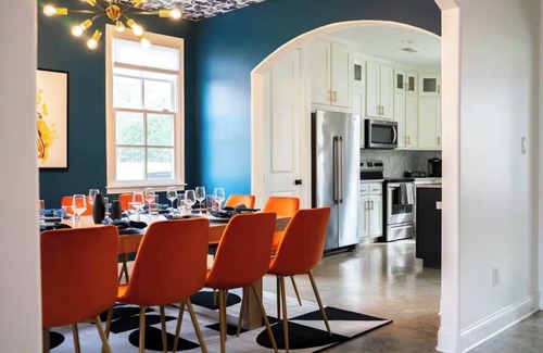 University District Casa | The Retro Memphis! Arcade + Hot Tub
