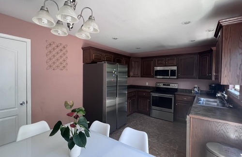 Waynesville Casa | The Revelation House! A family-sized, quiet home close to Fort Leonard Wood!