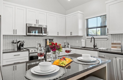 Fredericksburg Casa | The Ricardos Joint With Hot Tub