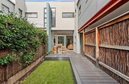 Richmond Casa | The Richmond House by Ready Set Stay
