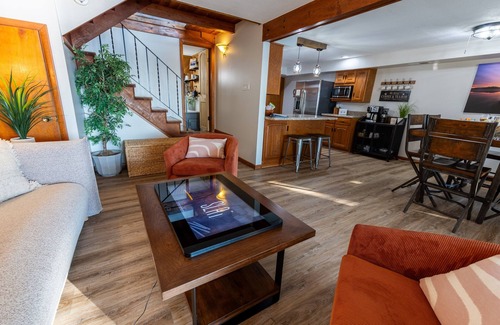 Decatur Casa | The Ridge | Lake Front | Hot Tub | Kayak+Pvt Dock
