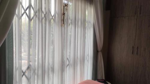 New Germany Apartamento | The right place : Ideal for the smart business person. 25km to DBN.