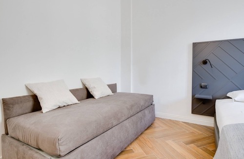 San Giovanni Casa | The Right Place