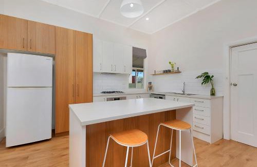Gordon Casa | The River Block