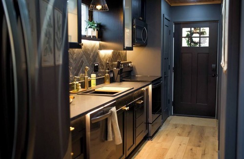 Turkey City Cabina | The River Otter Den - Riverfront Modern Cabin, minutes from Emlenton&Foxburg, PA