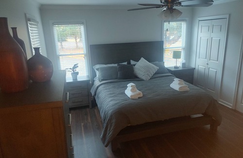 Burgaw Otro | The River Ranch, farm stay with boating access
