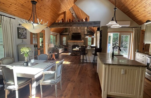 Creemore Cabina | The River Retreat