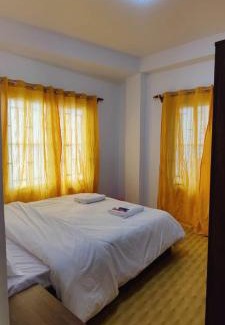 Karsiyang Casa | The River View Crescent