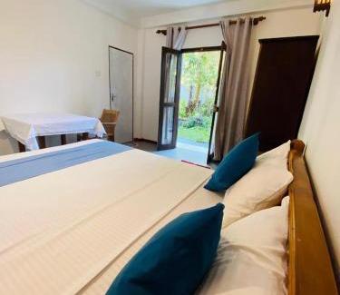 Talpe Casa | The River Villa