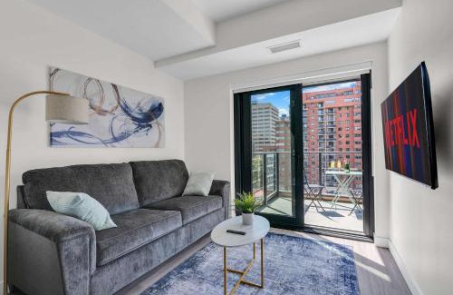 Eau Claire Apartamento | The Riverlight Den DT Comfort & Amazing City Views