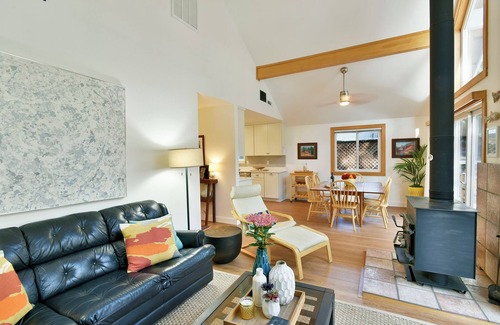 Dunsmuir Casa | The Rivers Bend, On the Upper Sacramento River.