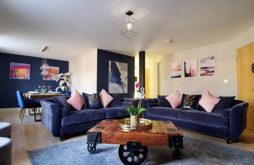 York Apartamento | The Riverside at Woodsmill Quay with parking