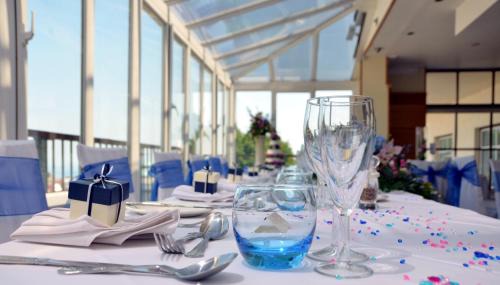 Westbourne Hotel | The Riviera Hotel & Apartments - Alum Chine