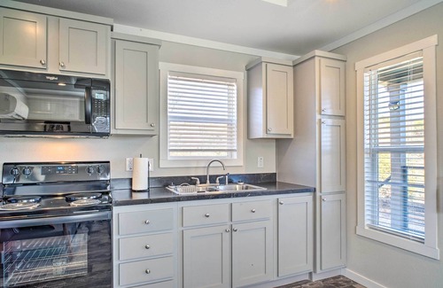Tyrone Casa | ‘The Roadrunner’ - Silver City Oasis w/ Views!