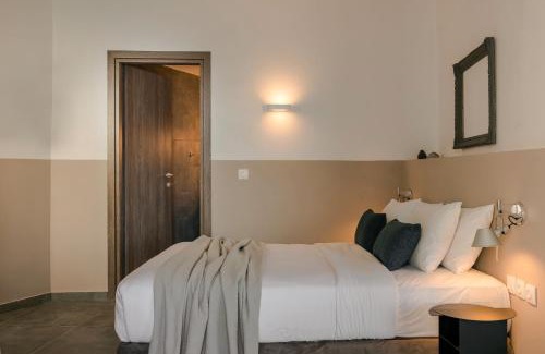 Skiathos Hotel | The Rock