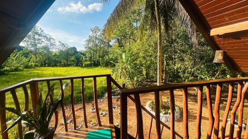 Sigiriya Cama Y Desayuno | The Rock & Paddy Resort