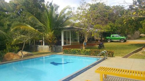 Kirinda Apartamento | The Rock Tourist Resort
